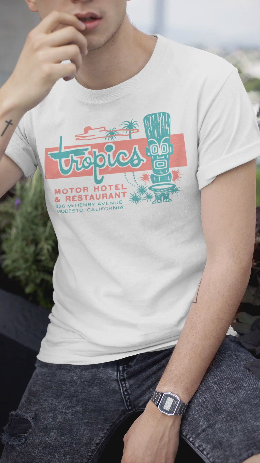 Tiki Bar | Hawaiian Style | Tropics Motor Hotel |  50s Style | Unisex T-Shirt